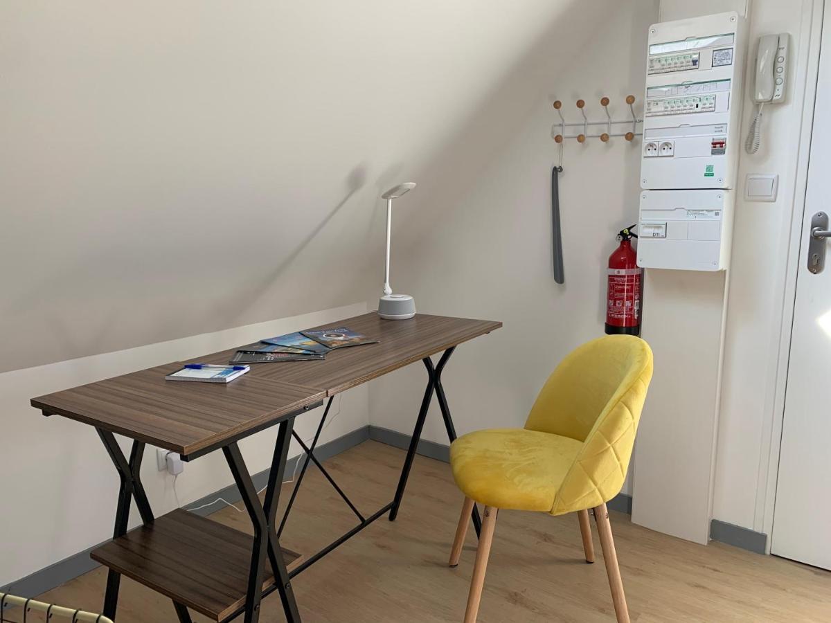 Superlogis - Sous Les Toits - T2- 3Etoiles - Blois-Hypercentre 1 Chambre 4 Personnes ภายนอก รูปภาพ